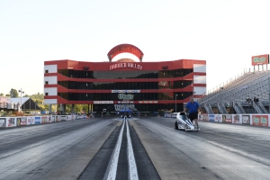 1-083